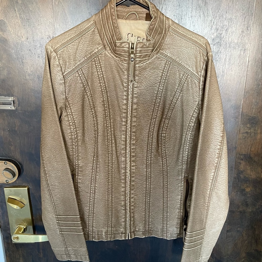 Tan Faux-Leather Coat- Size Large, Big Chill Vintage